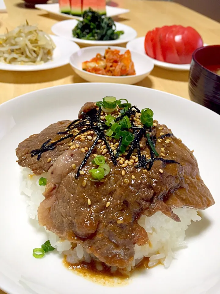 Snapdishの料理写真:焼肉丼|Chihiroさん