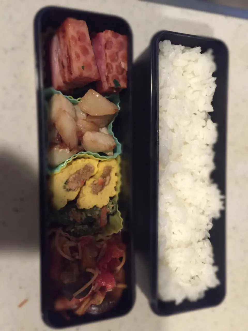 Snapdishの料理写真:お弁当|ポニョ宮さんさん