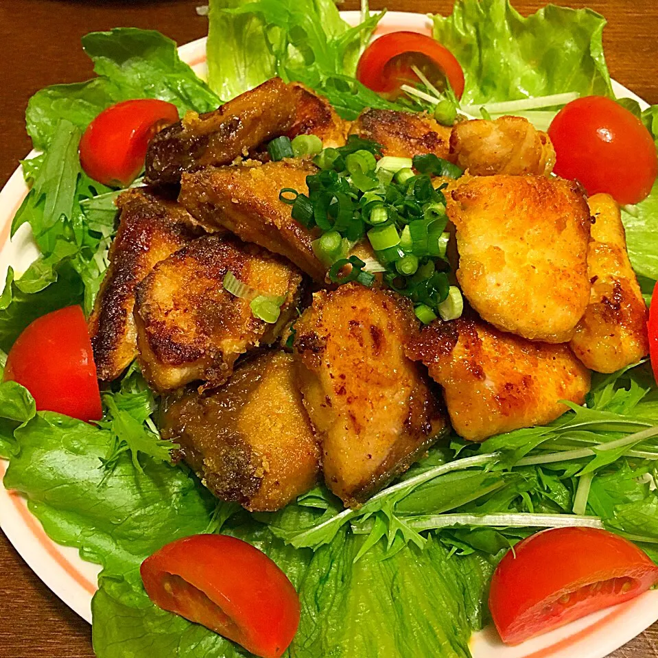 トモちゃんの料理 カレー風味のコロコロぶり💕とカレー風味のコロコロ鶏胸肉💕|ゆうみん（4人の母ちゃん）さん