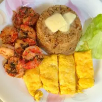 Snapdishの料理写真:Japanese fried rice & buttered garlic shrimp& egg|AngeLさん