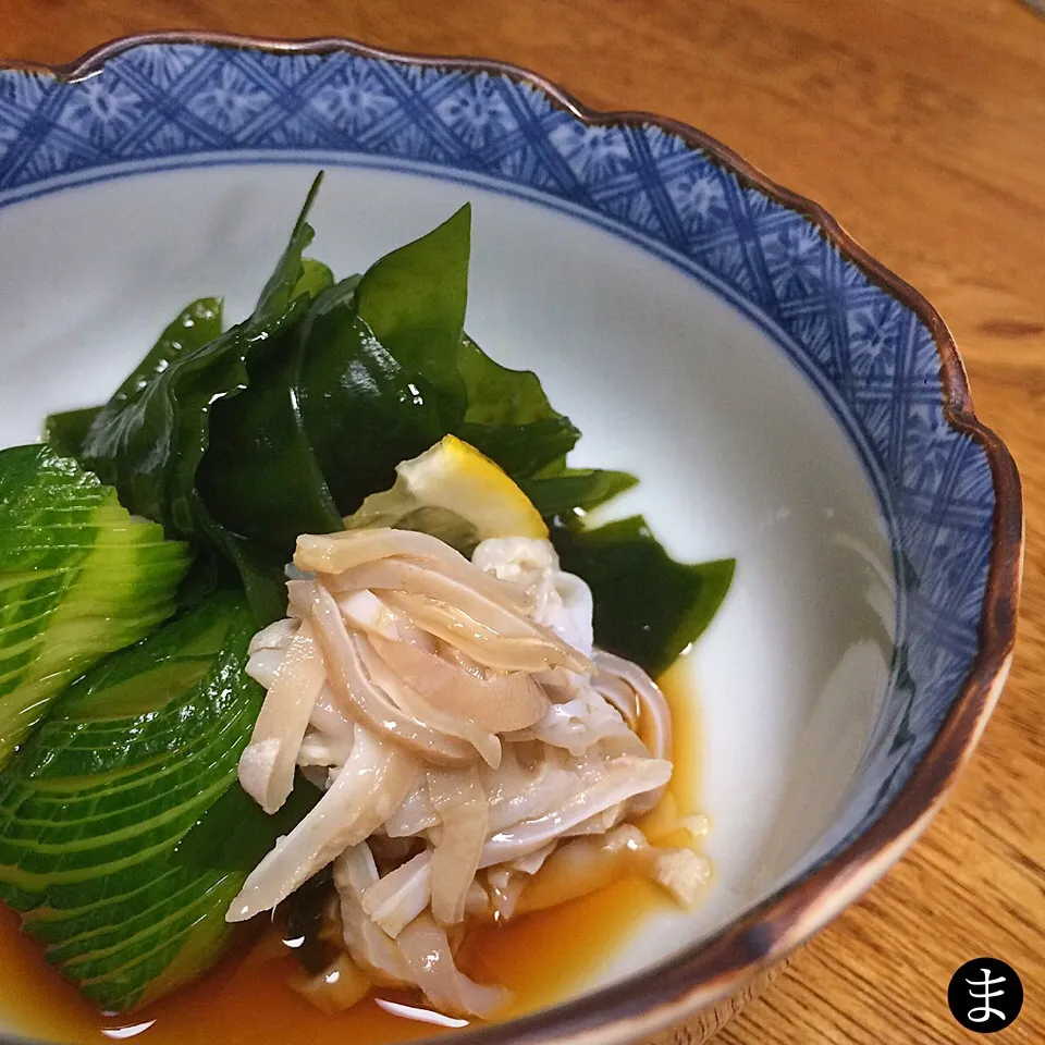 Snapdishの料理写真:相模湾 釣 エソの胃袋湯引き、蛇腹胡瓜ポン酢 #釣り魚|まる(丸大豆)さん