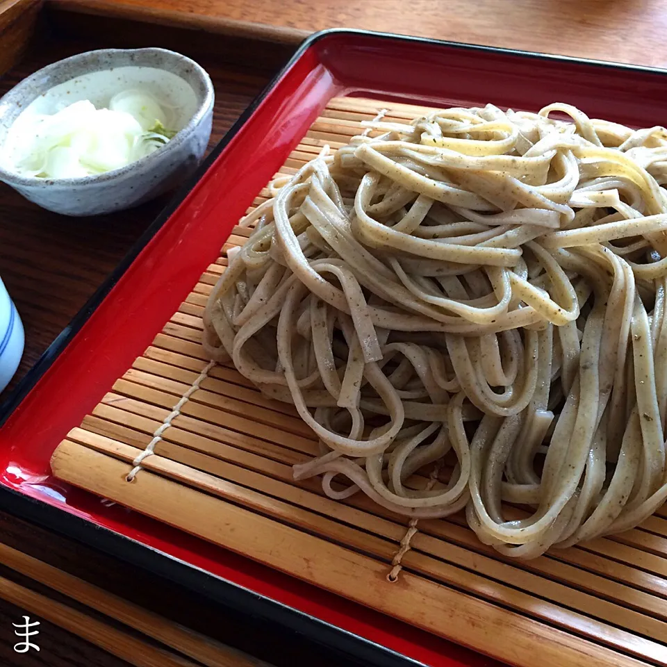 Snapdishの料理写真:あかもく饂飩|まる(丸大豆)さん