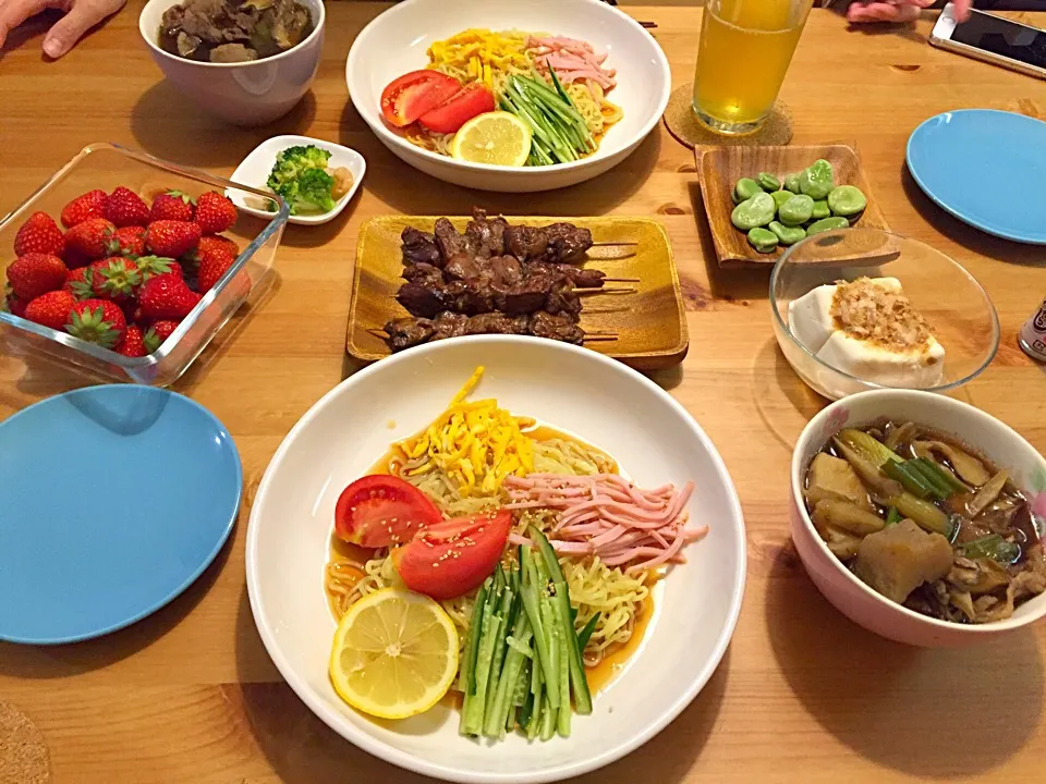 冷やし中華 、レバー焼き、山形の芋煮|Daisuke Kasaharaさん