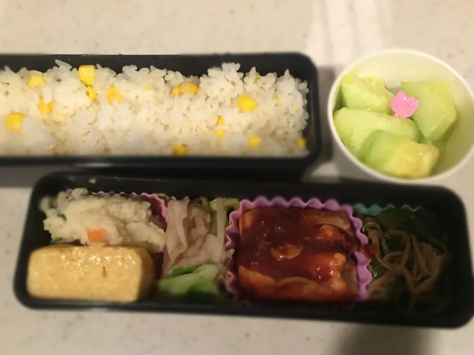 Snapdishの料理写真:お弁当|ポニョ宮さんさん