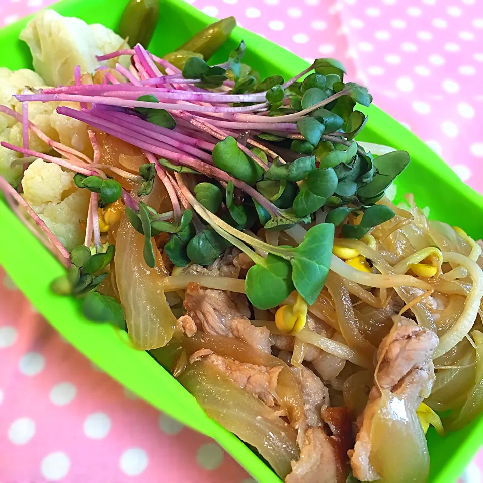 キヨシュンさんの料理 危険！
ご飯が進みすぎる豚丼🐷|志野さん