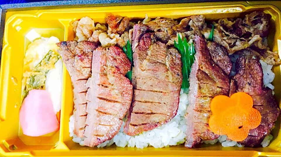 牛タン弁当|Food is lifeさん