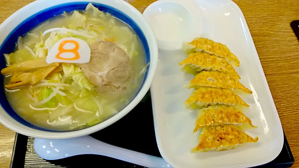 八番ラーメン(塩)|佐藤さん