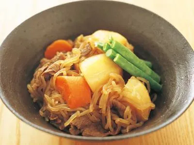 本多 京子さんの[しらたきたっぷり肉じゃが]|みんなのきょうの料理さん