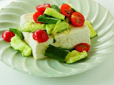 舘野 鏡子さんの[塩豆腐サラダ]|みんなのきょうの料理さん