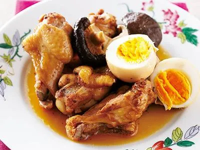 小田 真規子さんの[手羽元のコーラ煮 エスニック風味]|みんなのきょうの料理さん