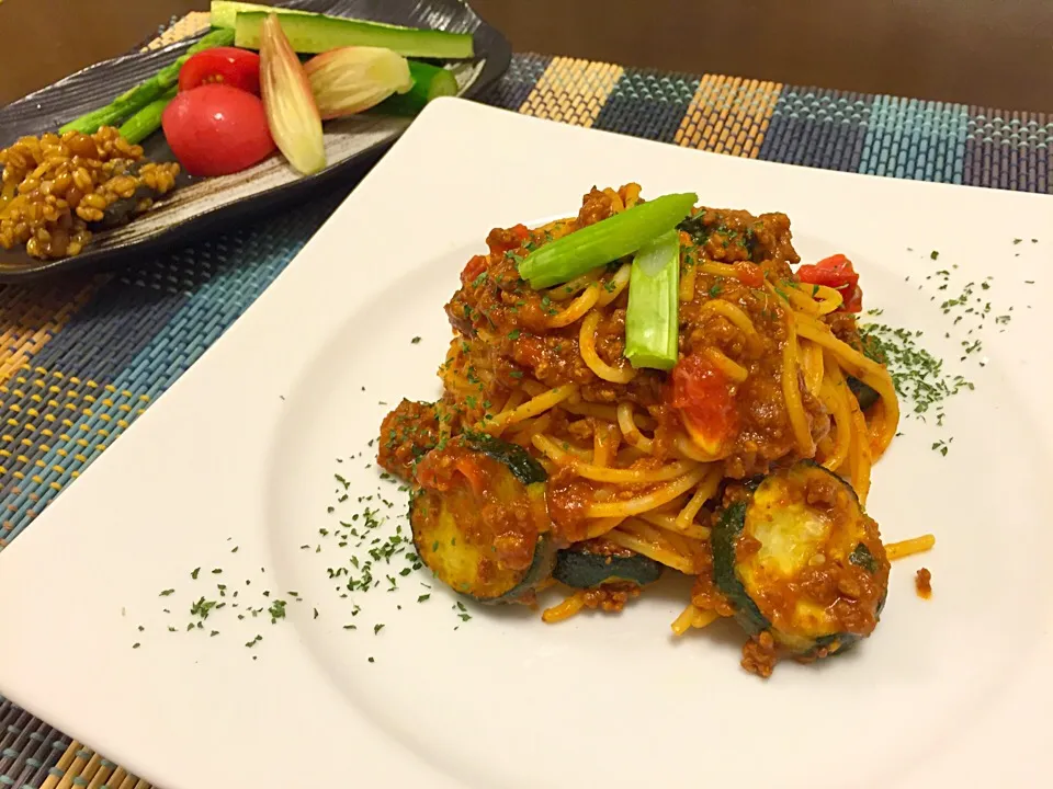 今日の夕飯は、ズッキーニ入りのミートソースパスタ|sono.kさん