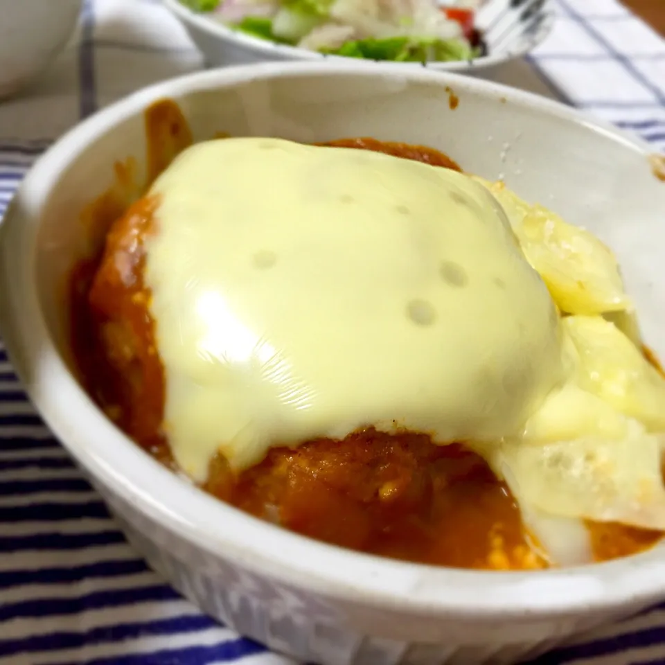 今日の夕飯☆煮込みハンバーグ|あさこさん