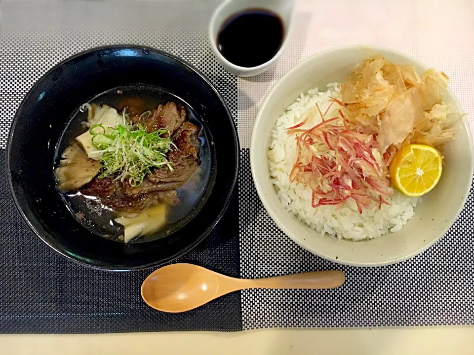 すだち茗荷ご飯 と 牛すじと舞茸のあっさりスープ|榎木津 礼二郎さん