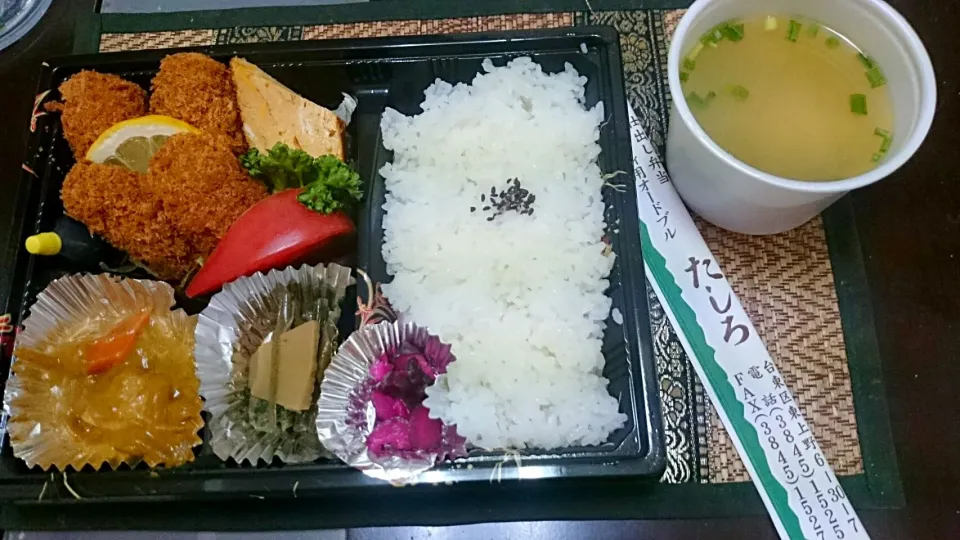 カキフライ弁当|まぐろさん