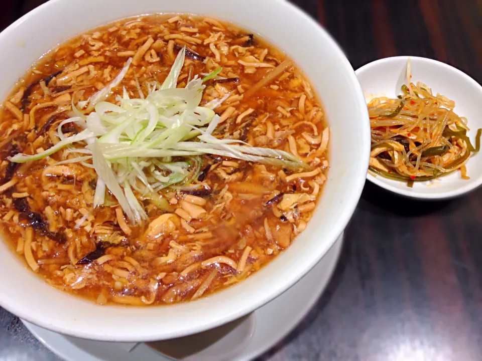 鼎泰豐でサンラータン麺🍜|まあやさん