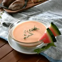 Snapdishの料理写真:Chilled Watermelon and Yogurt Soup／ スイカとヨーグルトの冷製スープ