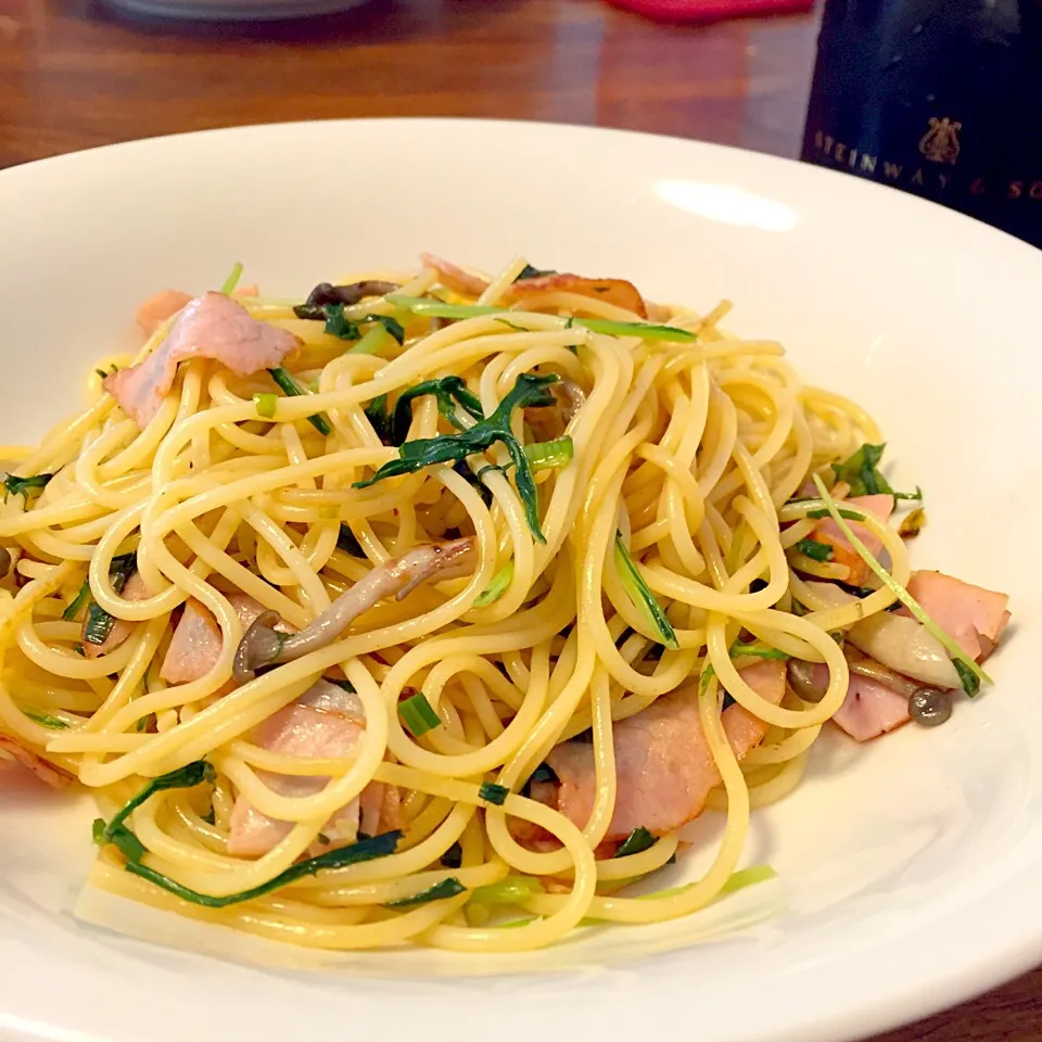 シメジと野菜のパスタ #家にあるもの|育休パパの主夫ご飯さん