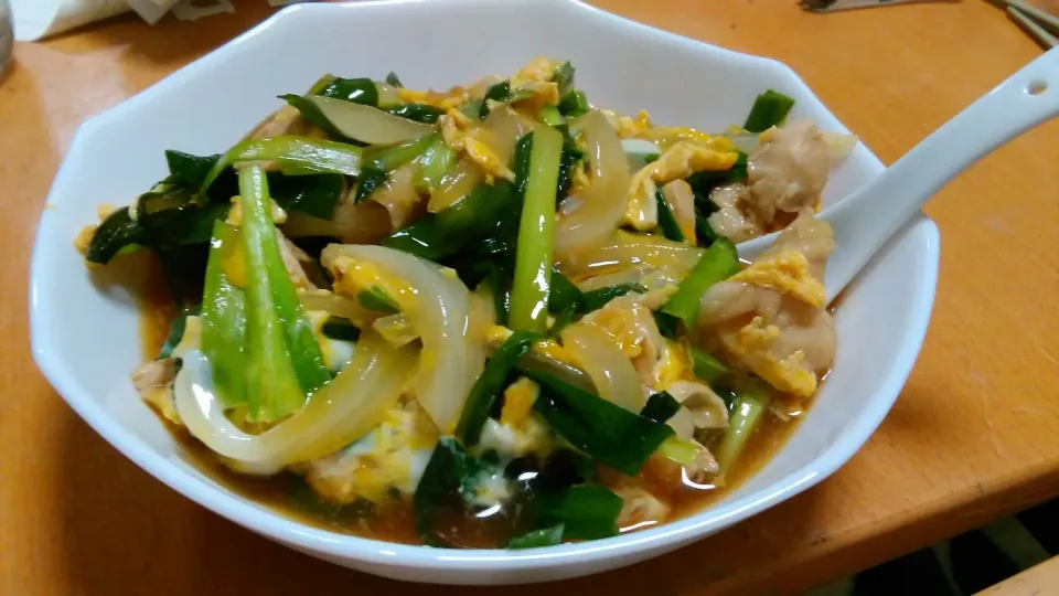 あんかけニラ玉親子丼|ざきさん