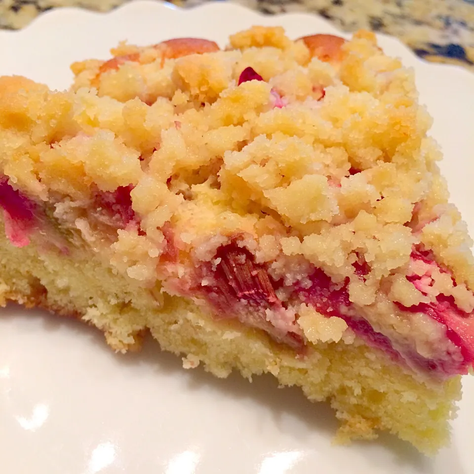 Good morning!
Rhubarb crumble cake|Nanaさん