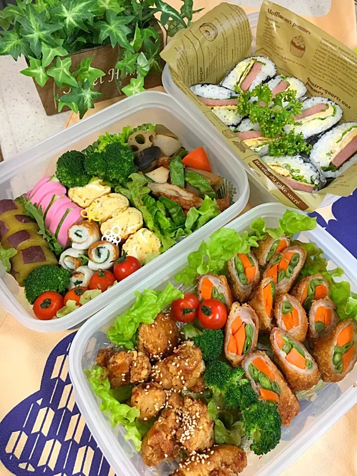 運動会弁当🍱
✴︎唐揚げ
✴︎インゲンと人参の豚肉巻き
✴︎だし巻き卵
✴︎筑前煮
✴︎スパムおにぎり|emisanさん