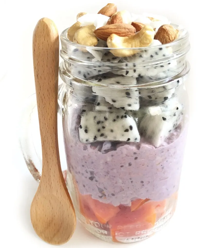 Breakfast on the run - Maqui oats with fruits and nuts|coxiella24さん