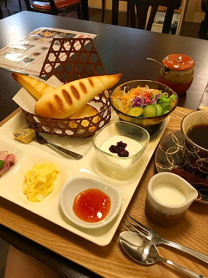 Snapdishの料理写真:モーニング|醤油屋の弟子さん