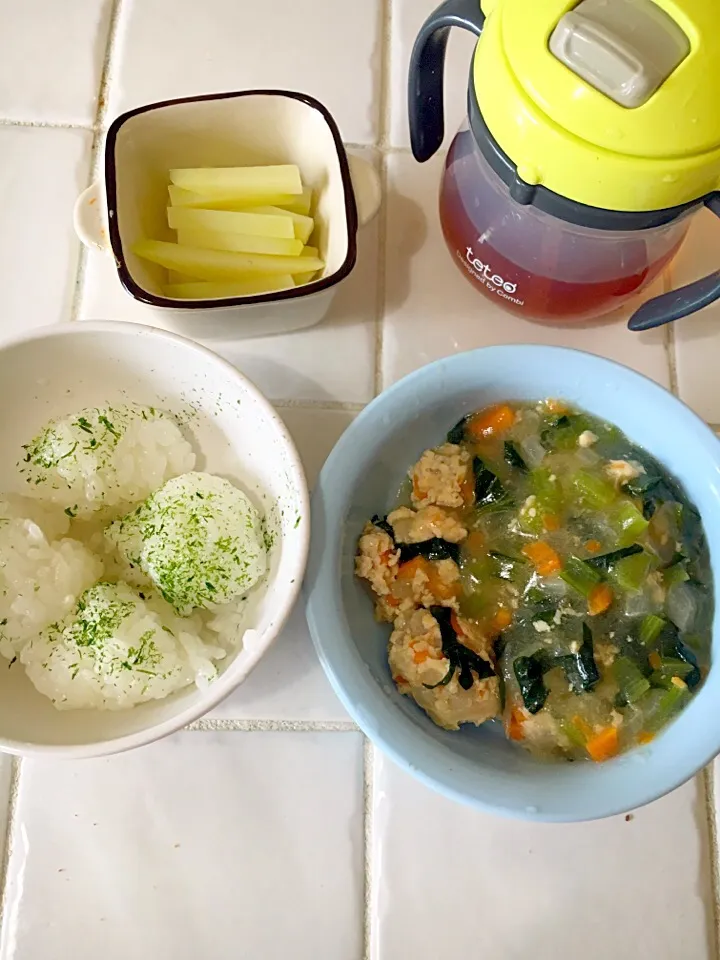 離乳食 後期 朝ごはん
＊青のりおにぎり
＊鳥団子の青菜あんかけ
＊ジャガイモスティック|さとみさん