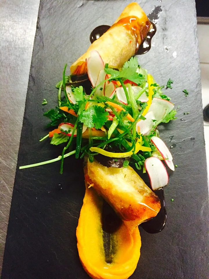 Duck Spring Roll with crispy radish salad|Michael Kohlさん