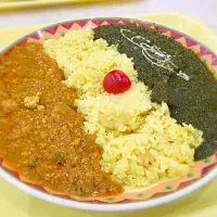 キーマとグリーンカレーのあいがけカレー|akiyanさん