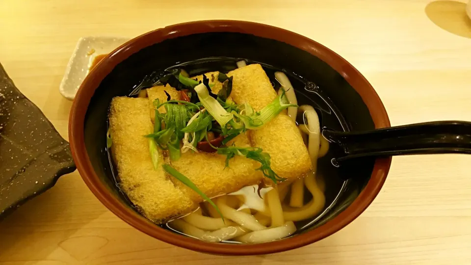 a bowl of udon|秋平さん