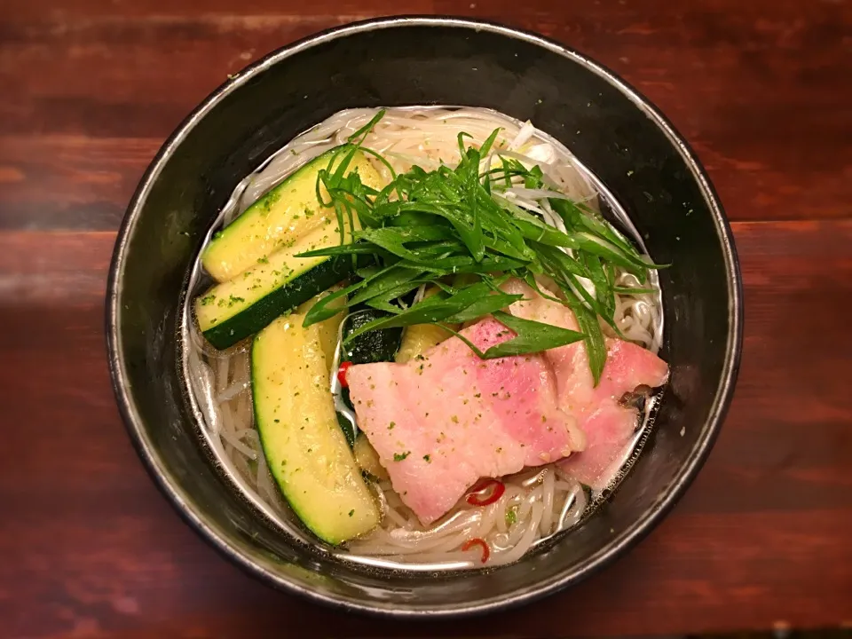 厚切りベーコンとズッキーニのペペロンそうめん2|半田手延べそうめんの店 阿波や壱兆さん