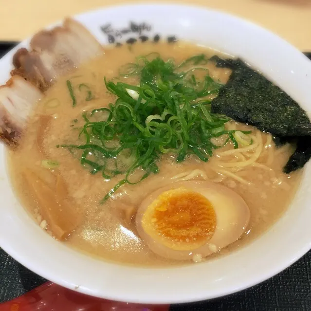 鶏白湯ラーメン|くぅさん