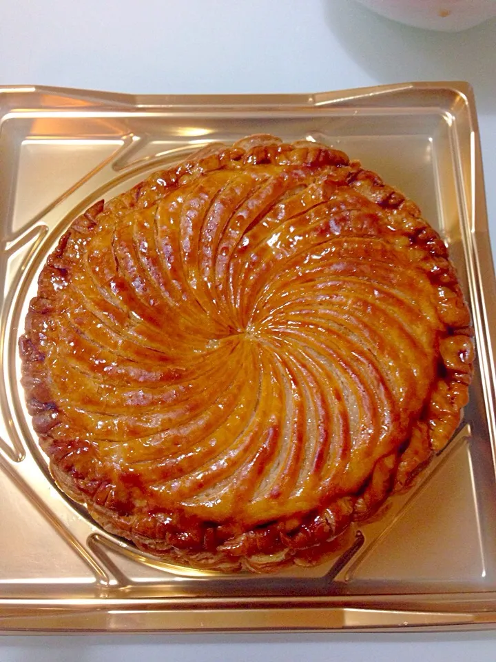 Almond pie|sirakorn owadaさん