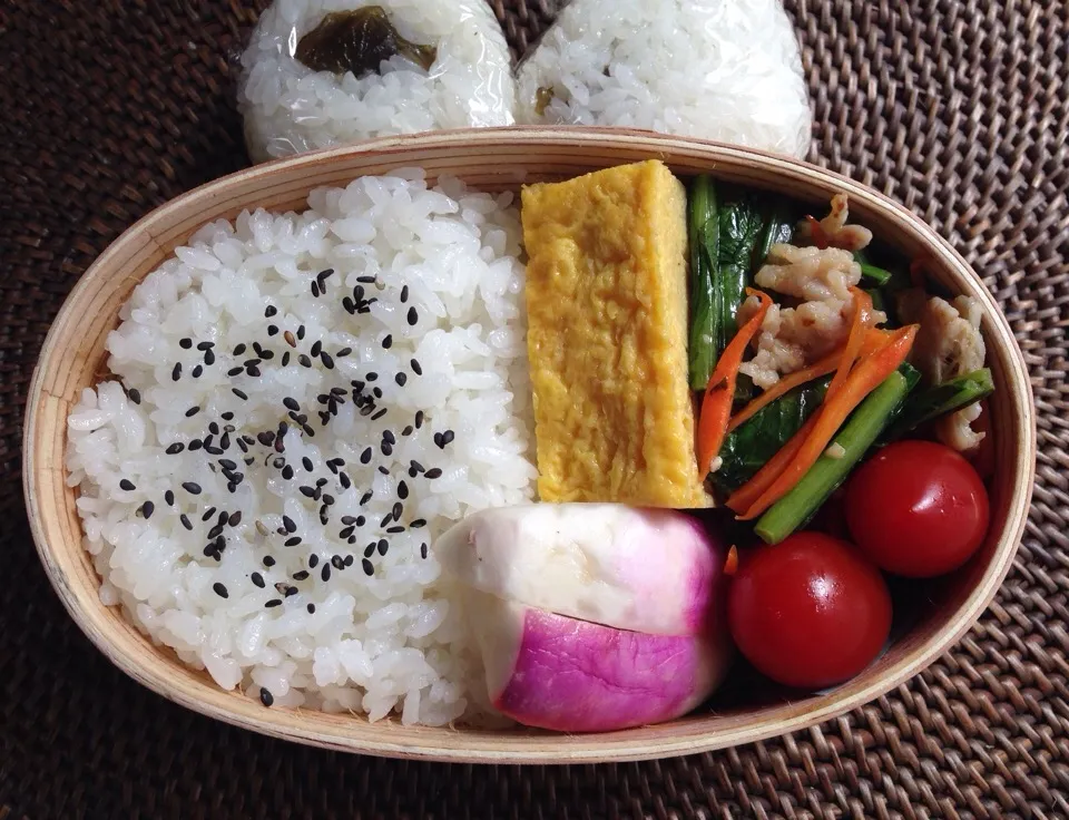 豚バラとかぶの葉の塩麹炒め弁当|*なおみん*さん