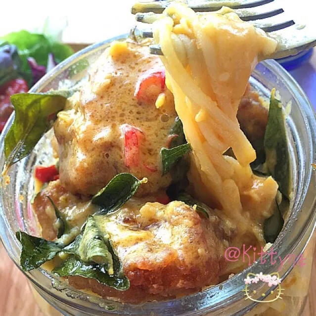 👍Salted egg yolk spaghetti in a jar 💦|🎀Kittyna🌸さん