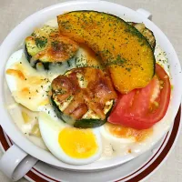 Snapdishの料理写真:野菜たっぷりマカロニグラタン