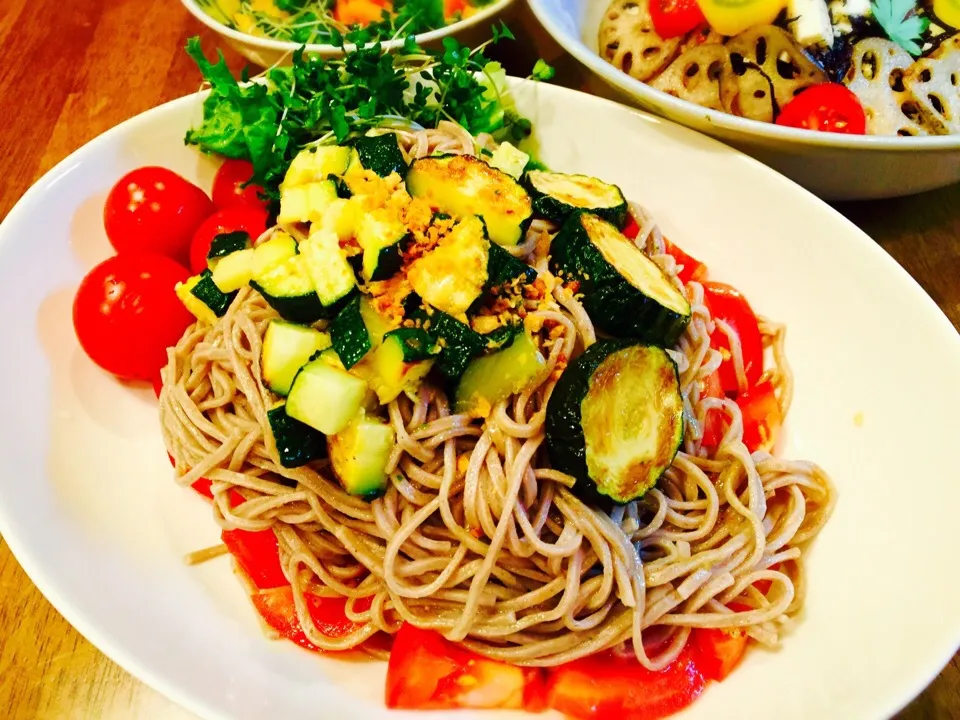 冷製そば ワインビネガーと麺つゆとオリーブオイル🍅|chiaki3（平川ちあき）さん