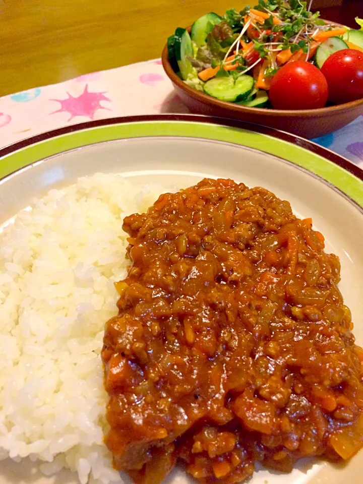 キーマカレーで夕食🍛|かずみさん