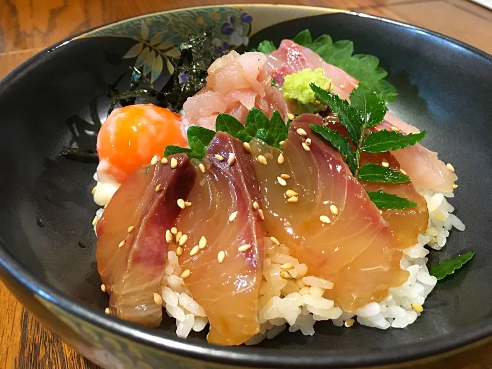 ヒラマサの漬け丼|ゆぅさん