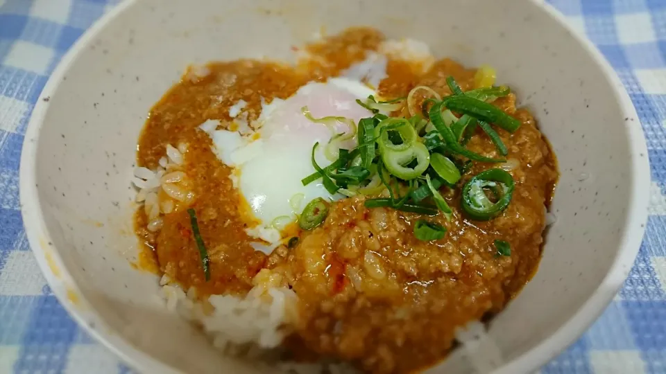 ピリ辛フワフワ丼|よっしー(=^ェ^=)さん