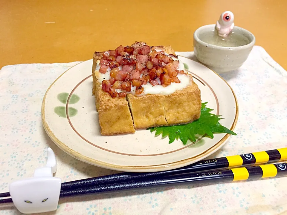 チーズとベーコンの焼き厚揚げ!  (^-^)|Kei Satoさん