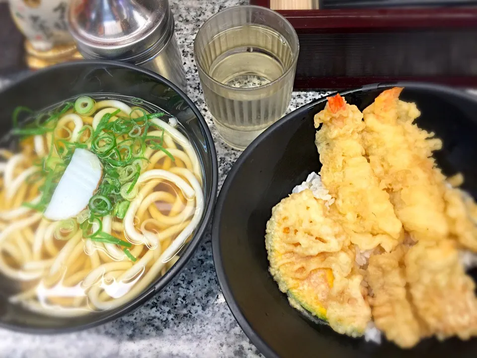 おうどんと天丼セット|チカさん