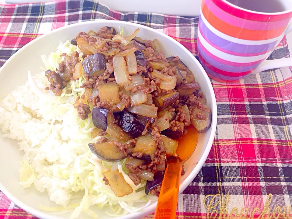 ナスとひき肉のオイスターソース丼|まやんさん