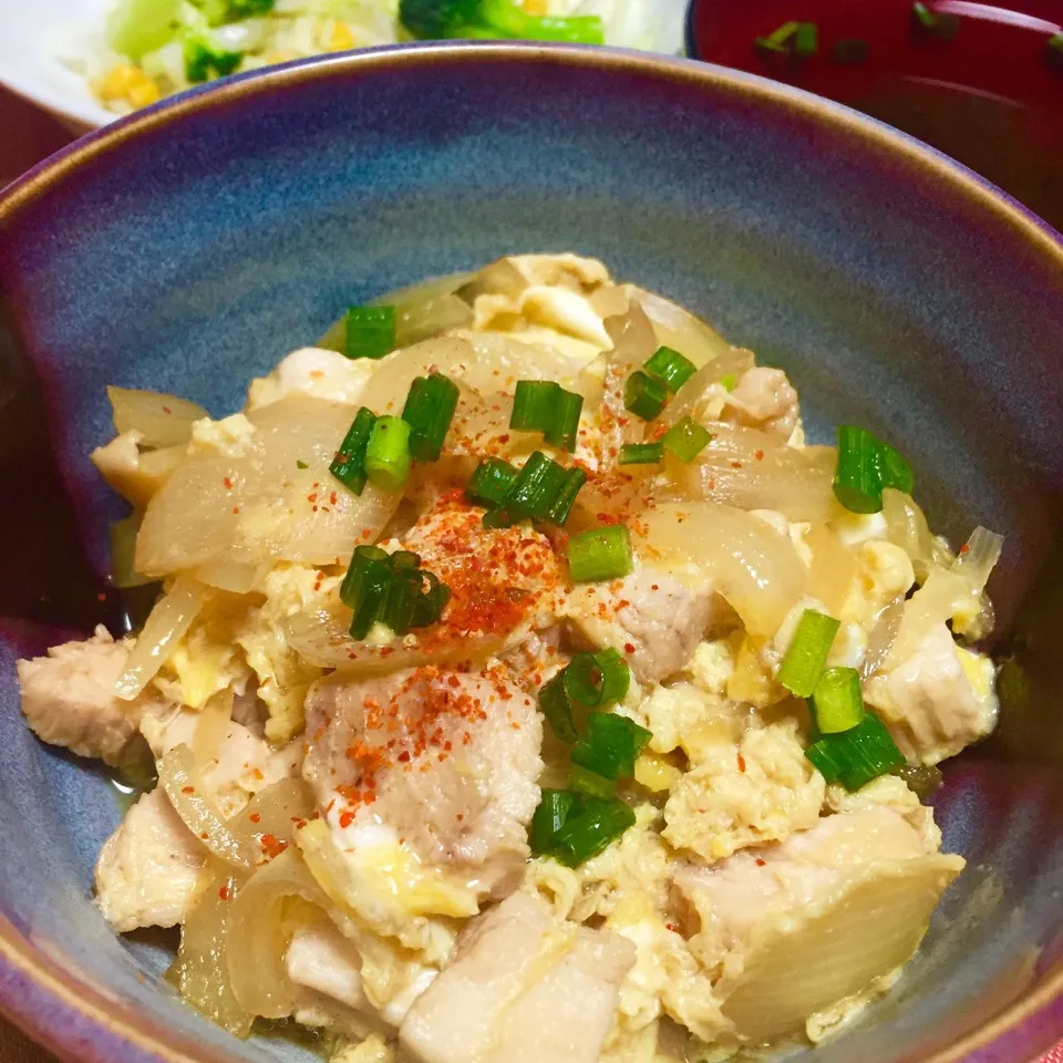 白だしで簡単に☆とろりん卵の親子丼。 by ♪霞草♪|カウンター嬢さん