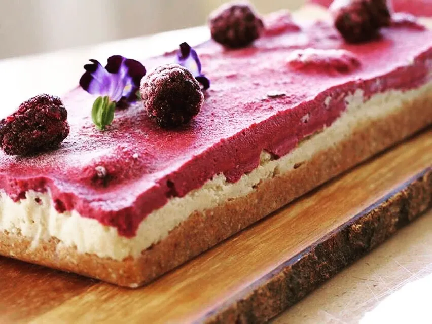 RAW Blackberry coconut cashewnuts slice|金本美香さん