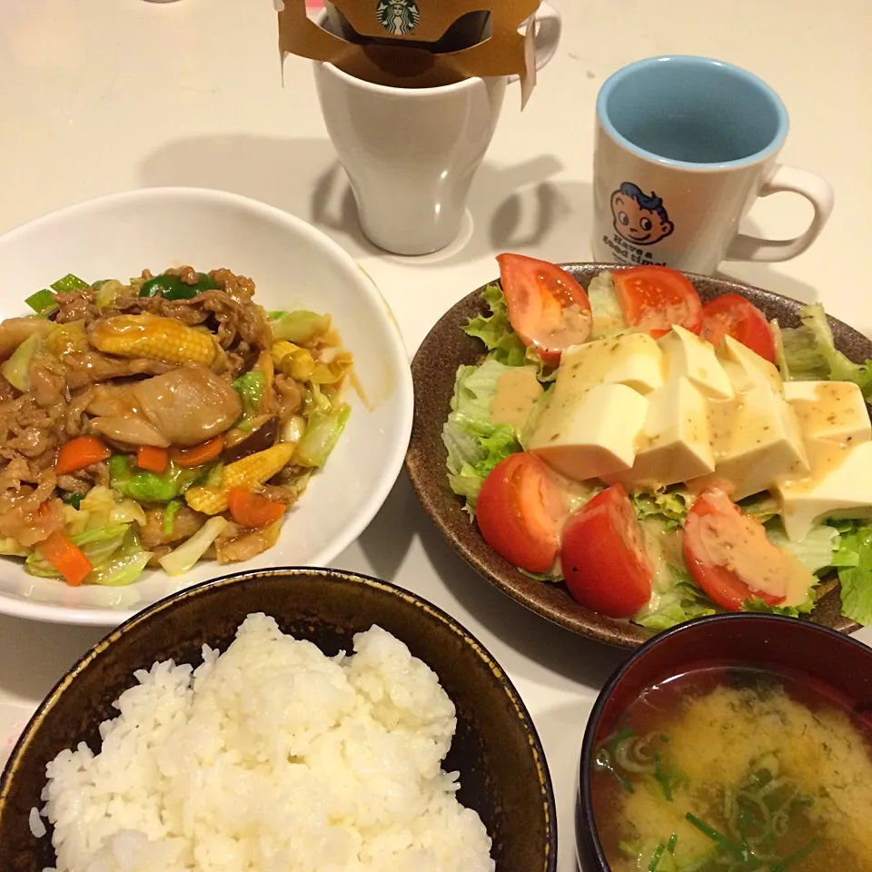 ❁肉野菜炒め
❀豆腐サラダ
✿はばのりのみそ汁
✾食後のコーヒー

2016/06/02|ちび太さん