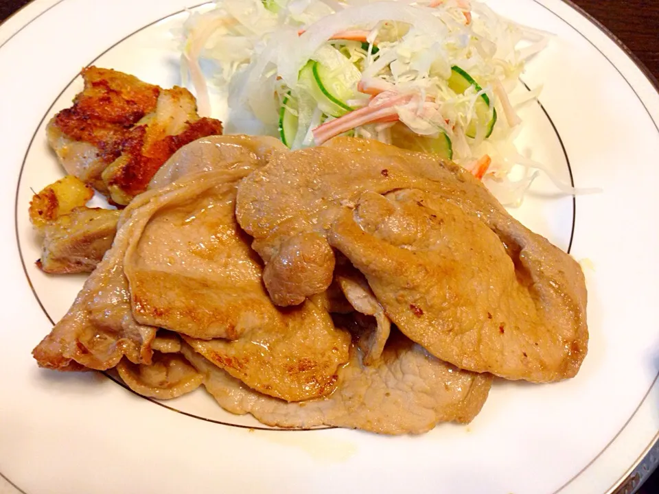 豚肉の生姜焼き
焼き鶏もも肉カレー風味
サラダ|カドラさん