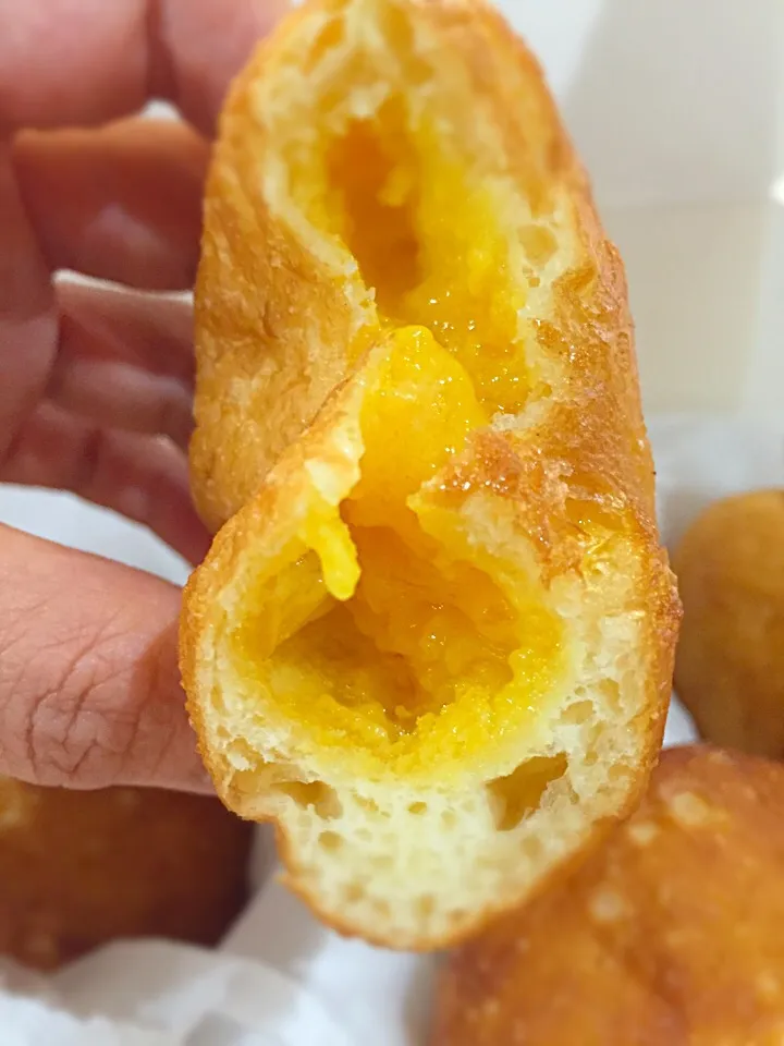 Doghnuts egg yolk filling|Tari's Kitchenさん