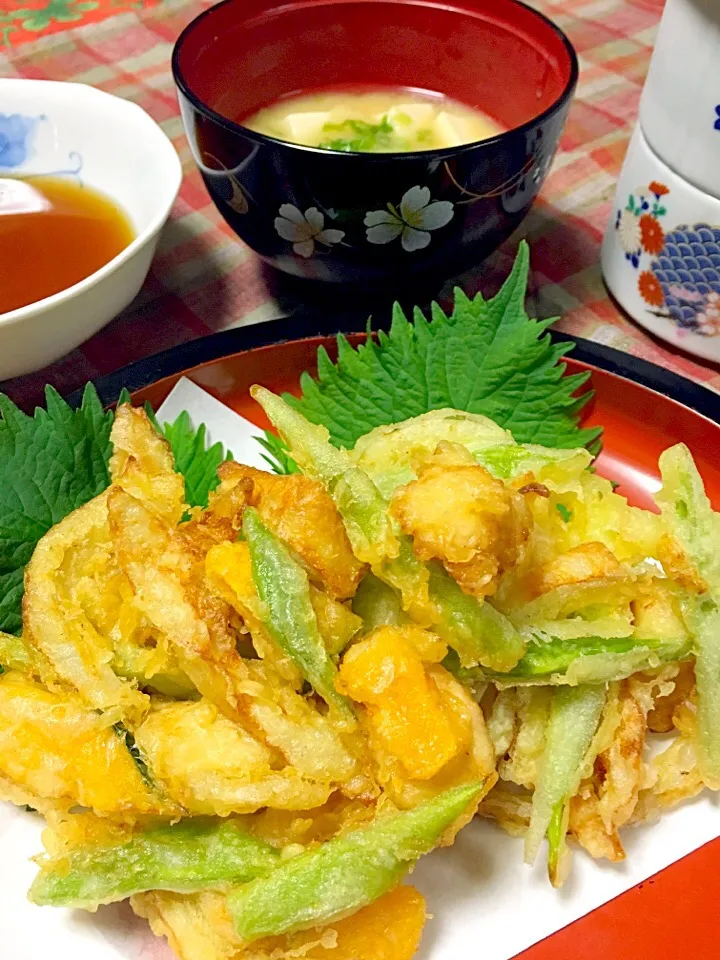 とりササミと野菜のかき揚げ✨
下味付けたササミは
とっても柔らかくて美味しい✨|七味さん