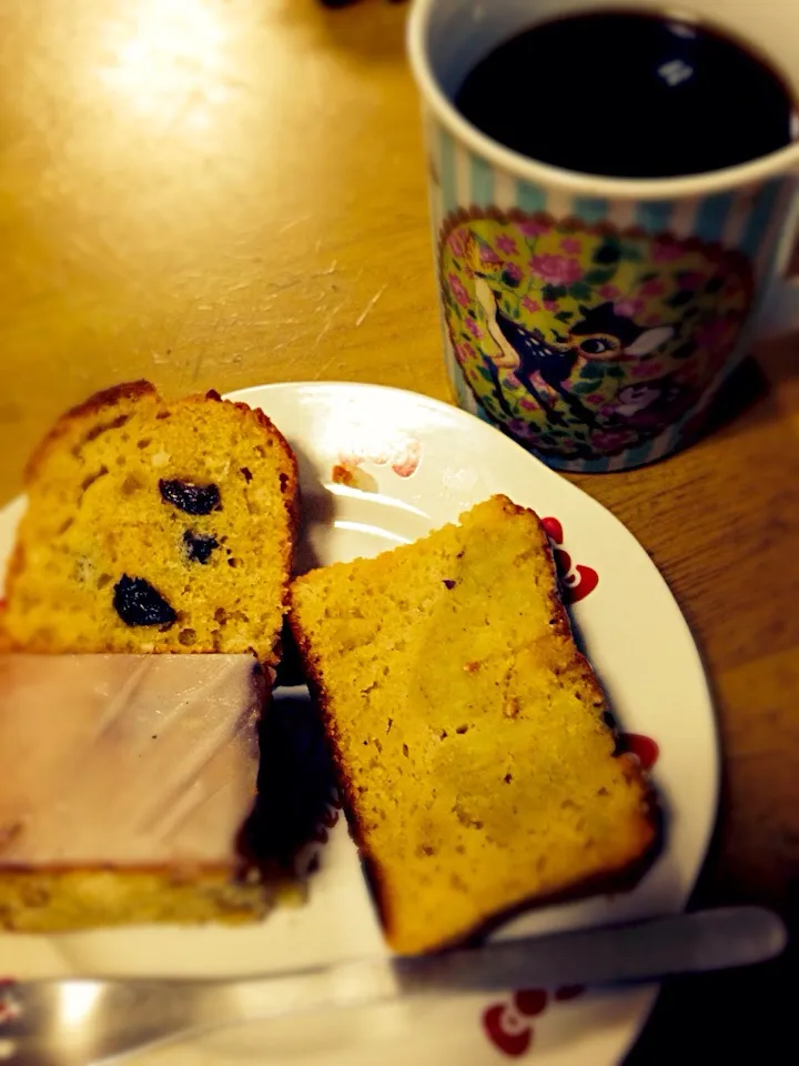 スタバのコーヒー当たりました💫
ありがとうございます💕
そしてケーキ3種。|ぱふぇさん